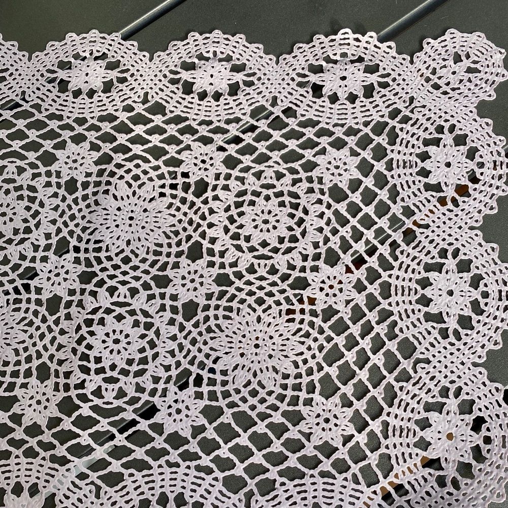 4 Rectangular Lavender Placemats - Picture 2 of 2